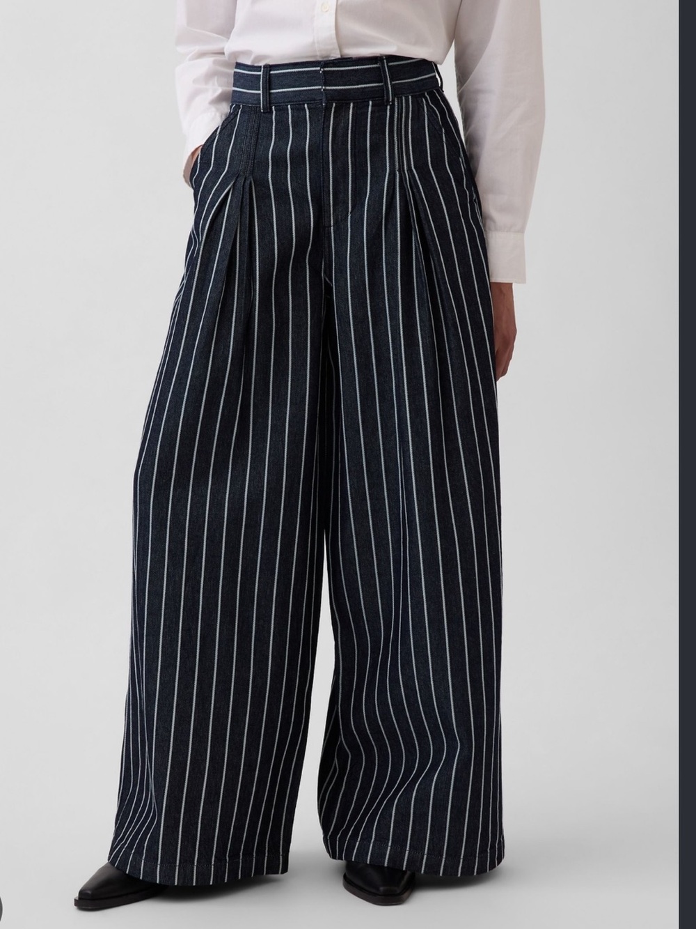 NWOT Gap x HFR Navy Pinstripe Wide-Leg Pants size 28